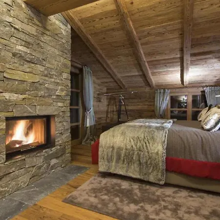 Located In The Exclusive Area Of Oberlech Lech am Arlberg