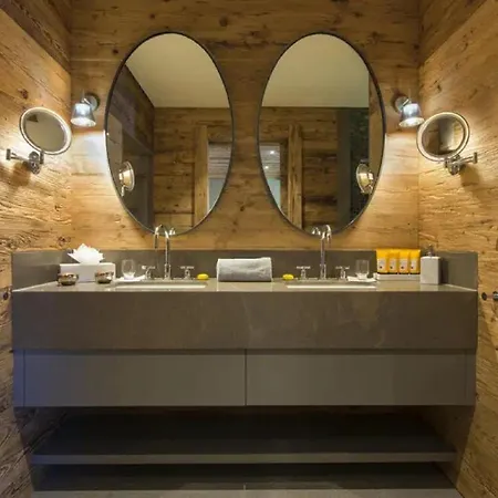 Apartamento Located In The Exclusive Area Of Oberlech *